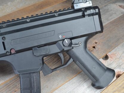 HBI CZ SCORPION FULL SIZE THUMB SELECTOR INSTALLED ON EVO3_LEFT